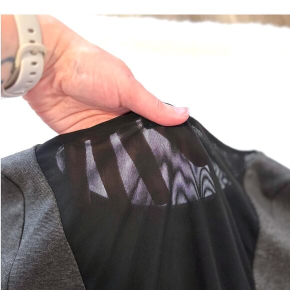 Alice & Olivia Cocktail Dress - Gray/Silver Shimmer with Sheer Back - Size 8 - Picture 12 of 16